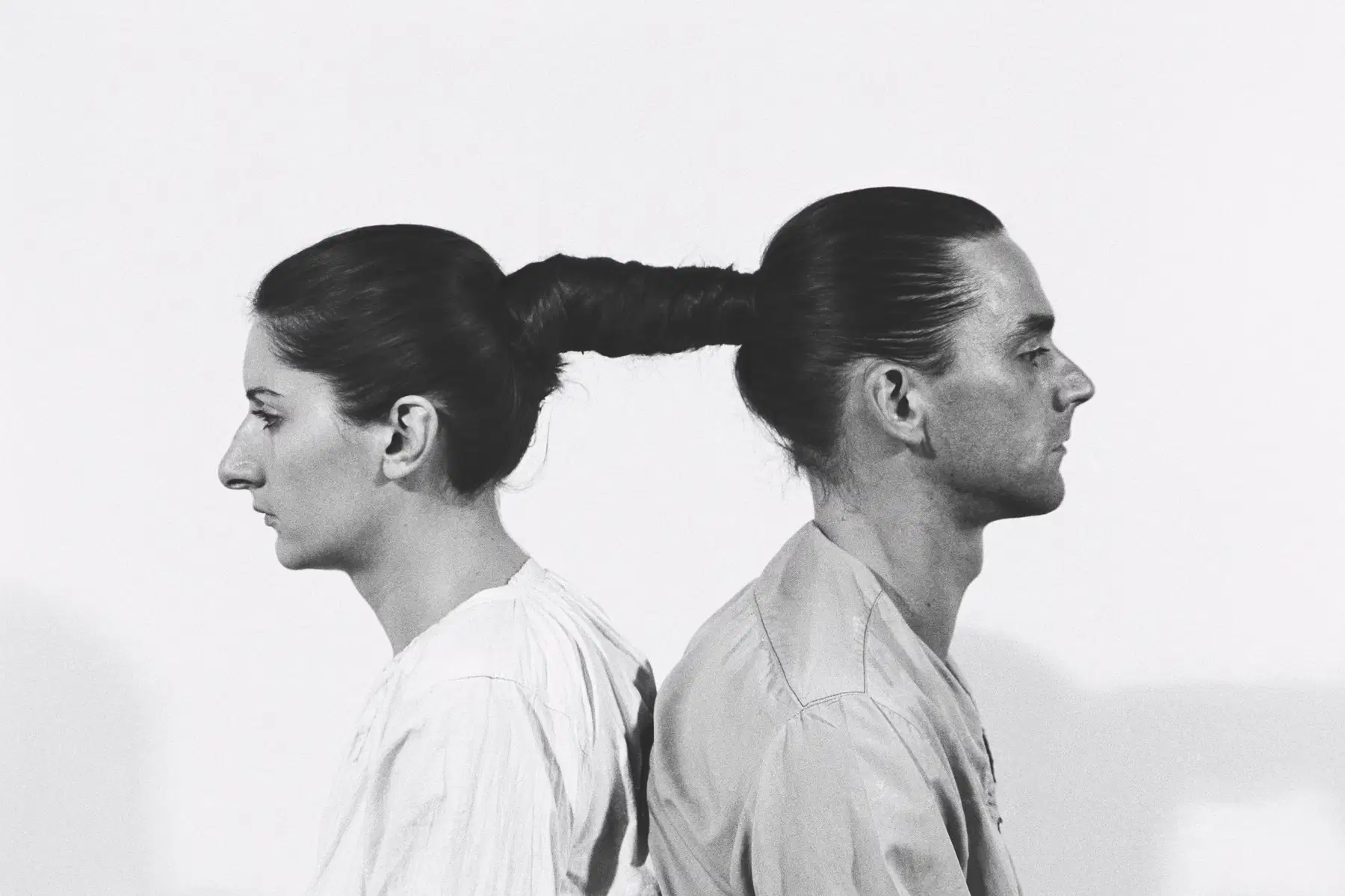 Marina Abramović e Ulay, Relation in time, 1976, performance - Body Art